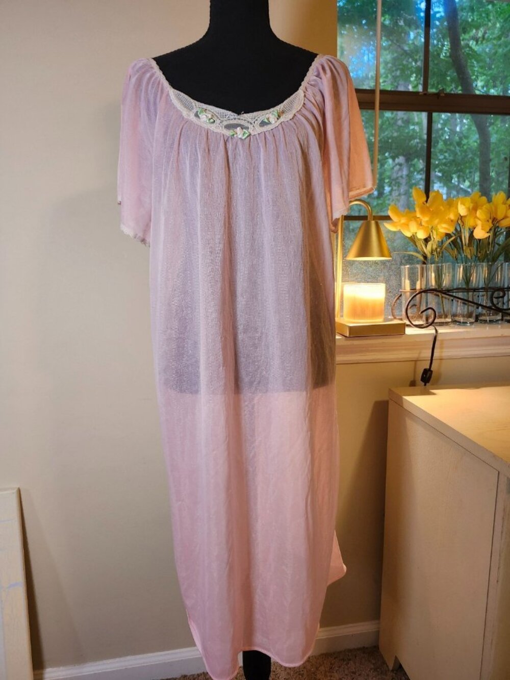 Vintage Silky Nightgown with Satin Rosettes XL Powder Pink Romantic Coquette MCM
